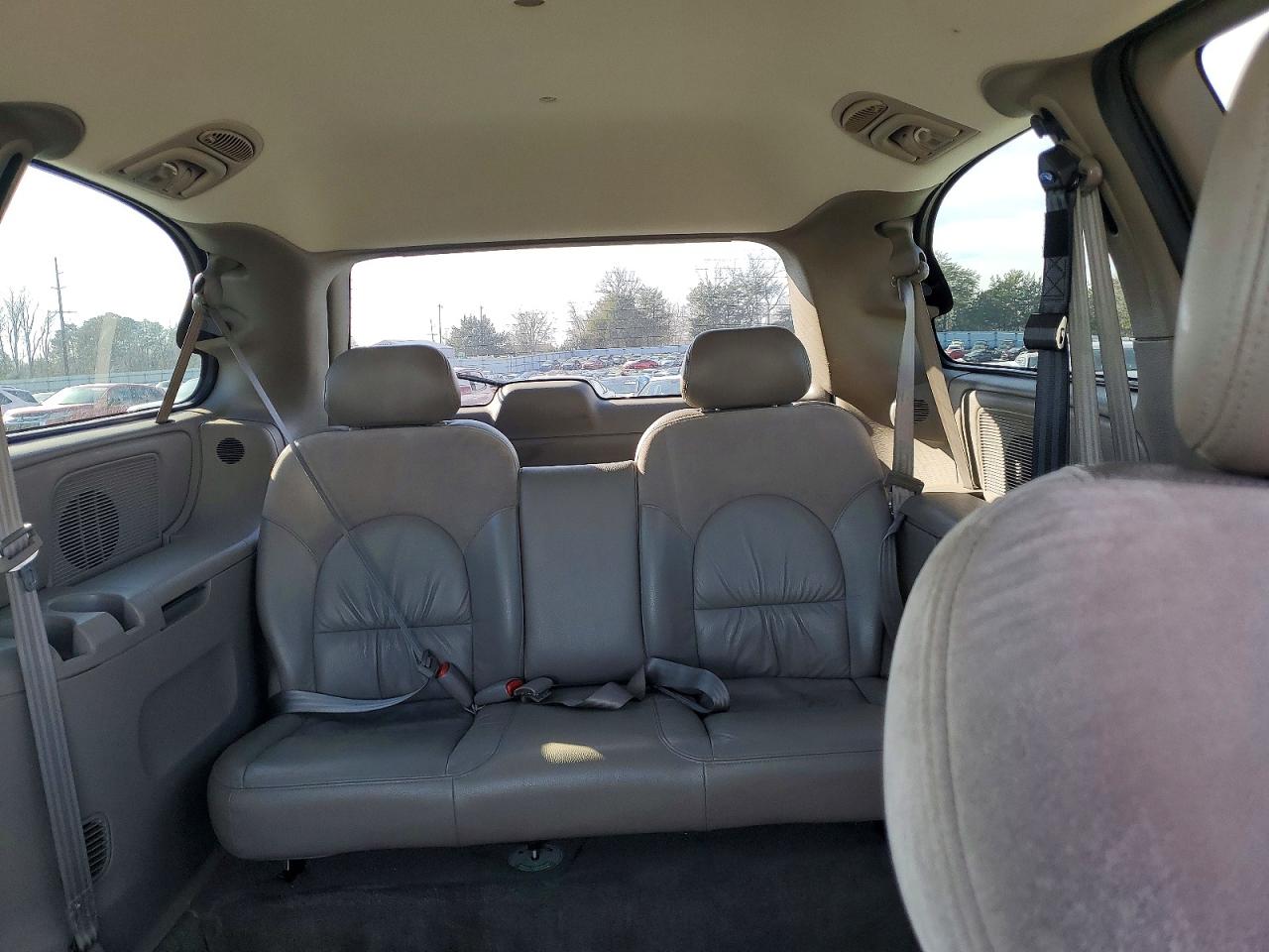 2002 CHRYSLER TOWN & COUNTRY LIMITED photo 10