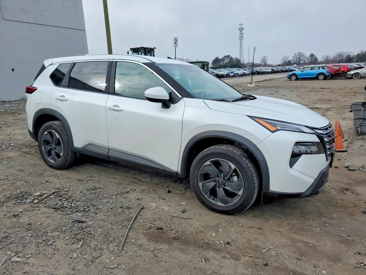 2025 NISSAN ROGUE SV photo 4