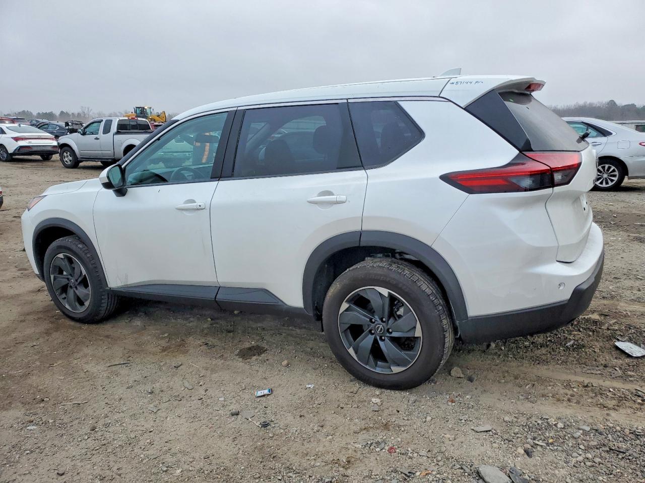 2025 NISSAN ROGUE SV photo 2