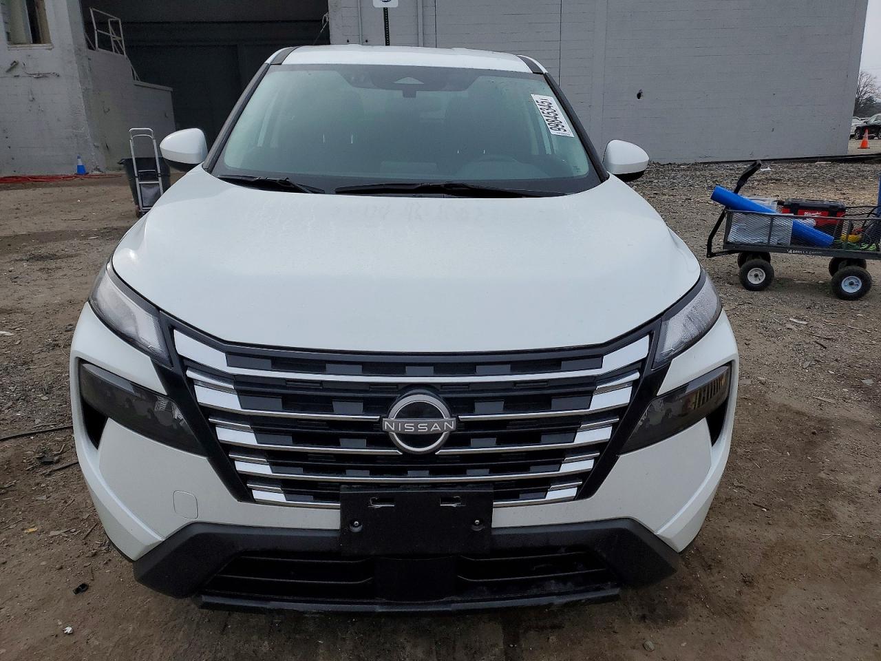 2025 NISSAN ROGUE SV photo 5