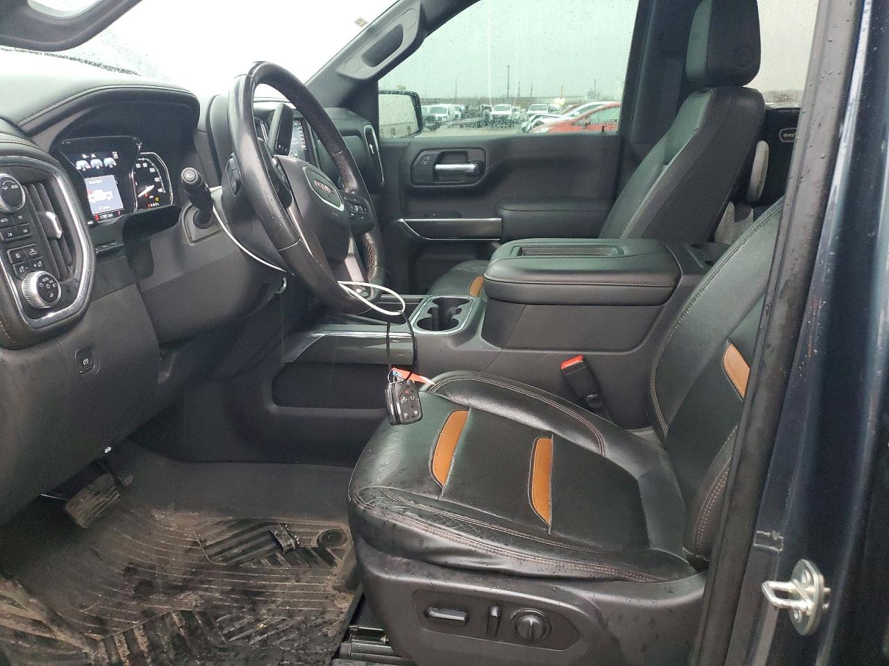 2020 GMC SIERRA K1500 AT4 photo 13