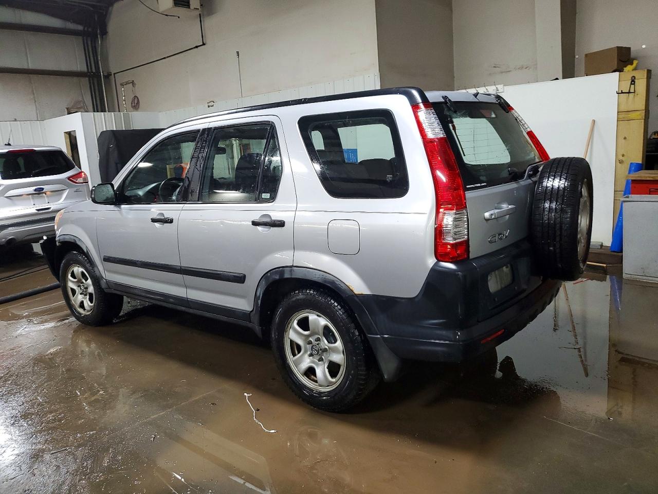 2005 HONDA CR-V LX photo 3
