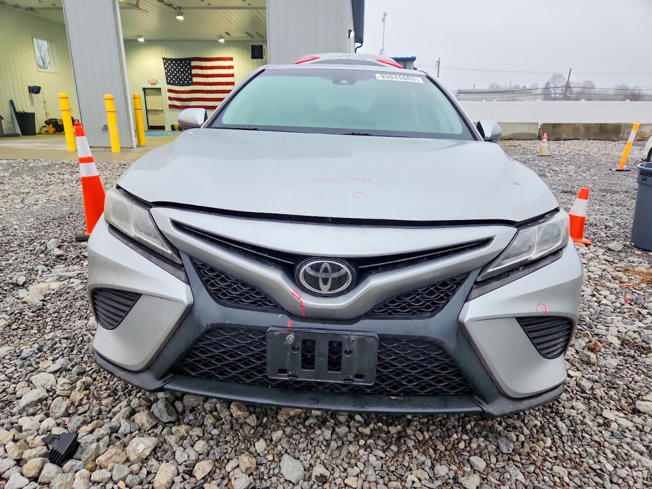 2018 TOYOTA CAMRY L photo 5