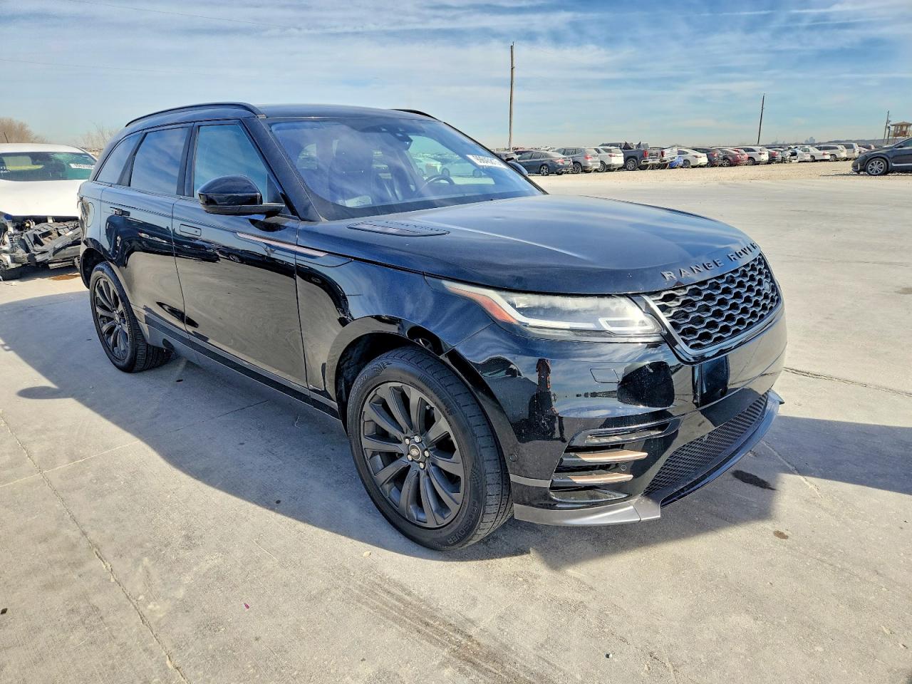 2018 LAND ROVER RANGE ROVER VELAR R-DYNAMIC SE photo 4