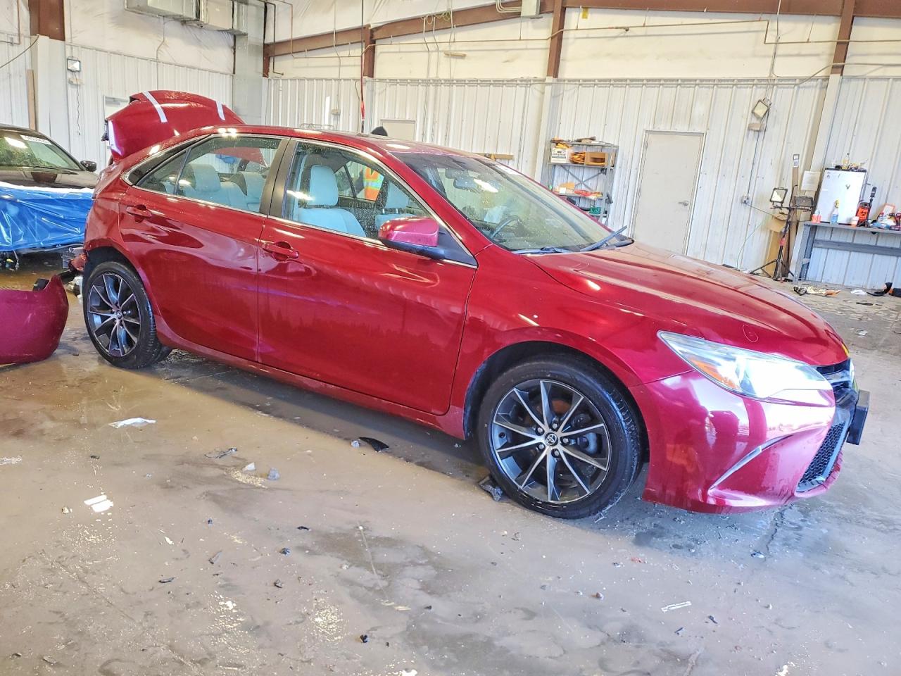 2015 TOYOTA CAMRY XSE photo 4