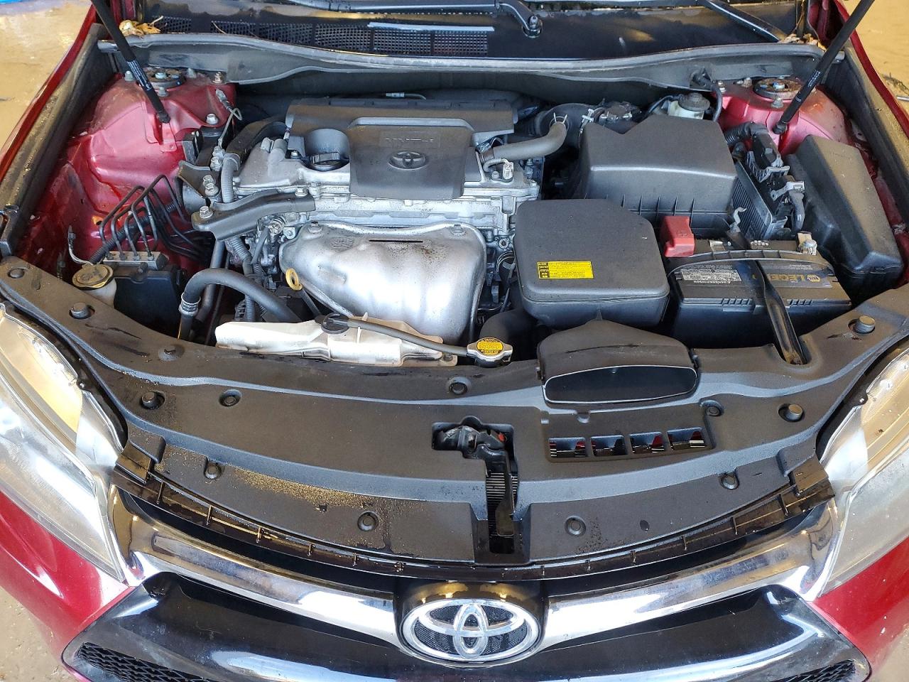 2015 TOYOTA CAMRY XSE photo 11