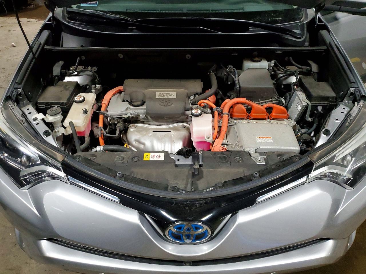 2017 TOYOTA RAV4 HV LIMITED photo 11