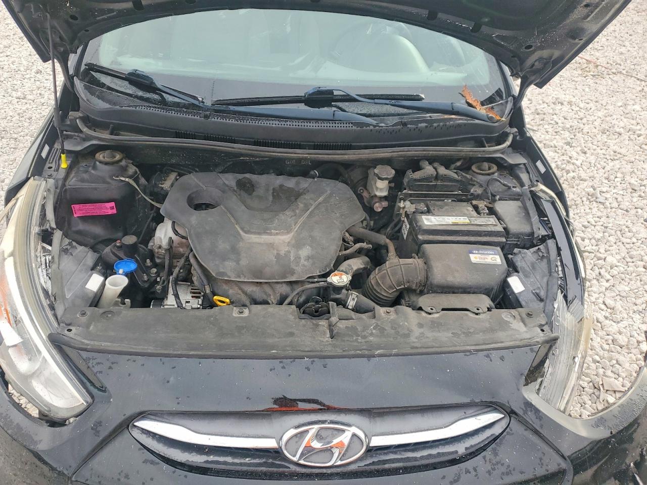 2017 HYUNDAI ACCENT SE photo 11