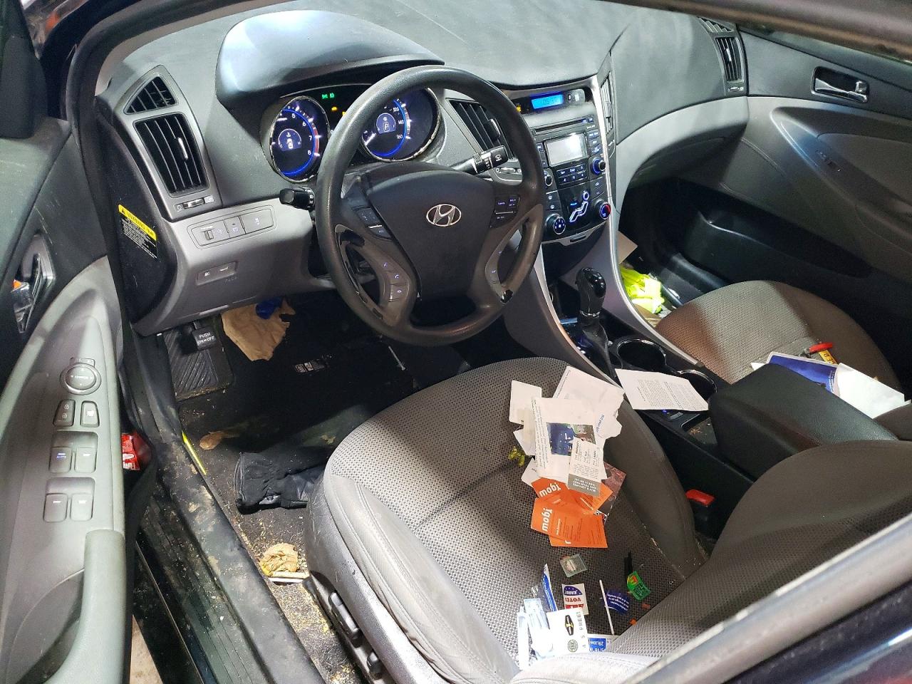 2013 HYUNDAI SONATA GLS photo 8