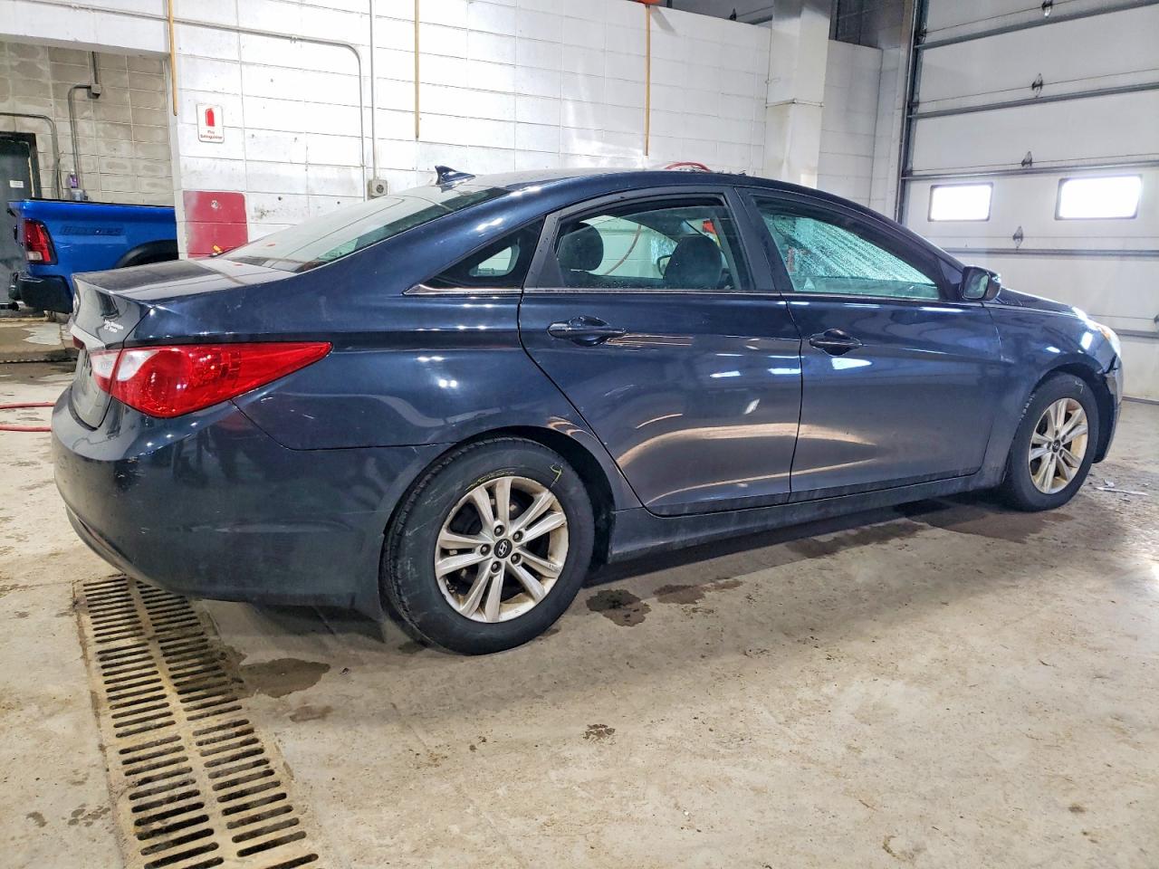 2013 HYUNDAI SONATA GLS photo 3