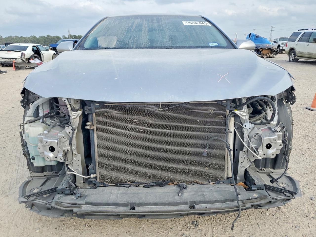 2018 TOYOTA CAMRY L photo 5