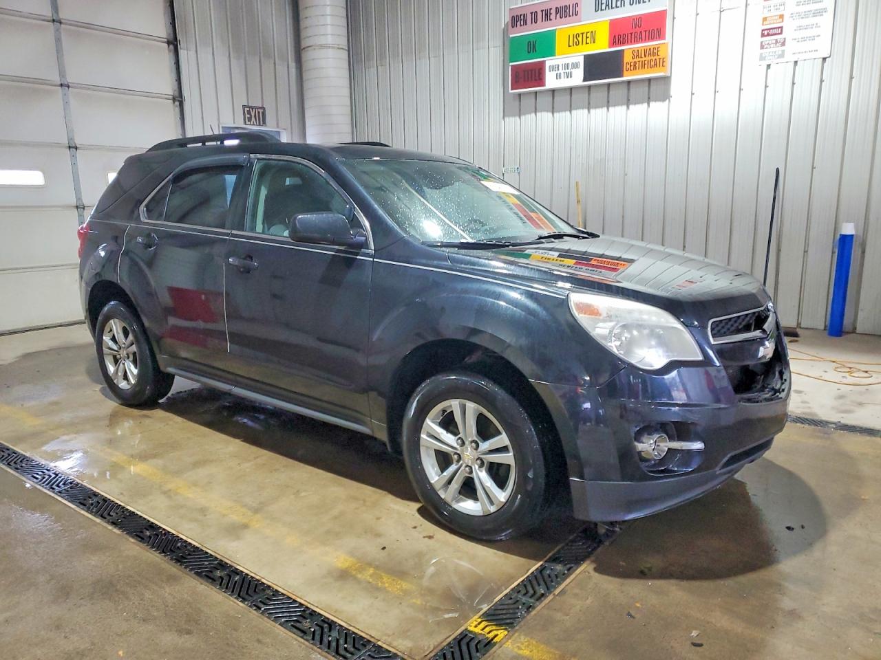 2013 CHEVROLET EQUINOX LT photo 4