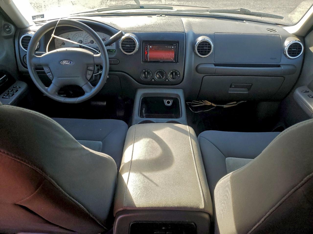 2003 FORD EXPEDITION XLT photo 8