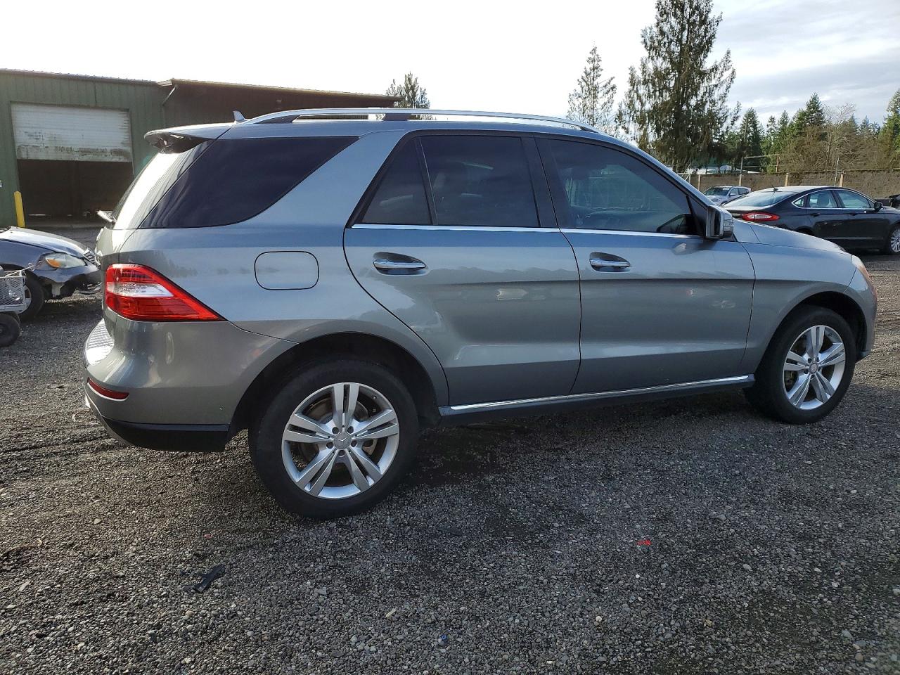 2015 MERCEDES-BENZ ML 350 photo 3