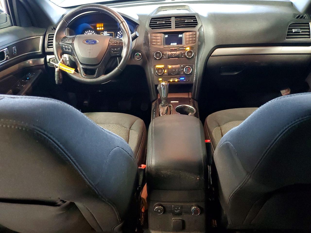 2018 FORD EXPLORER XLT photo 8