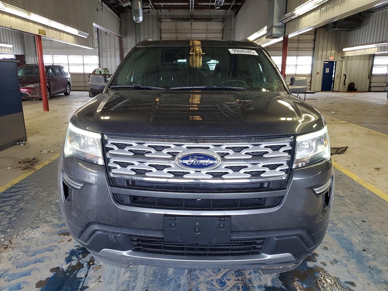 2018 FORD EXPLORER XLT photo 5