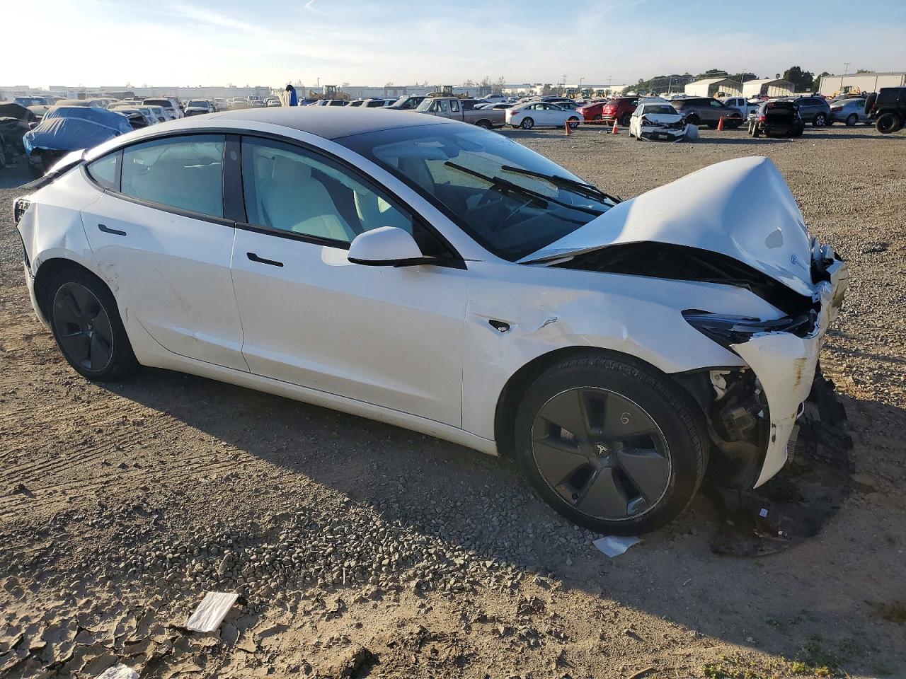 2023 TESLA MODEL 3 photo 4