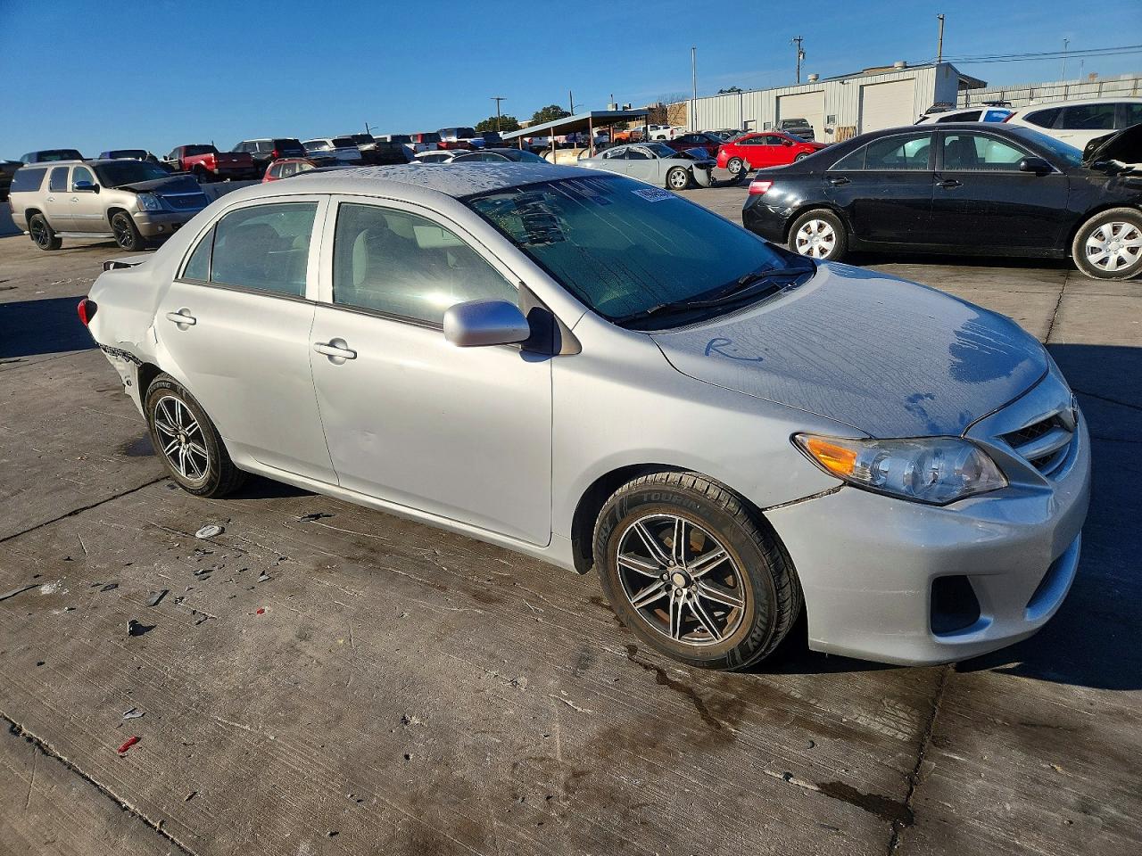 2013 TOYOTA COROLLA BASE photo 4