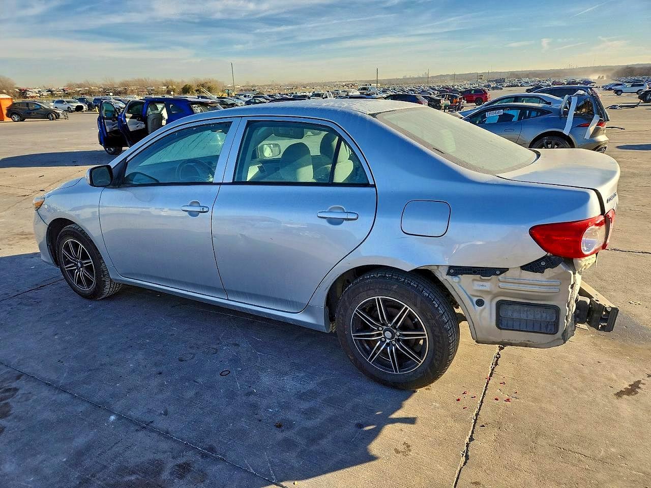 2013 TOYOTA COROLLA BASE photo 2