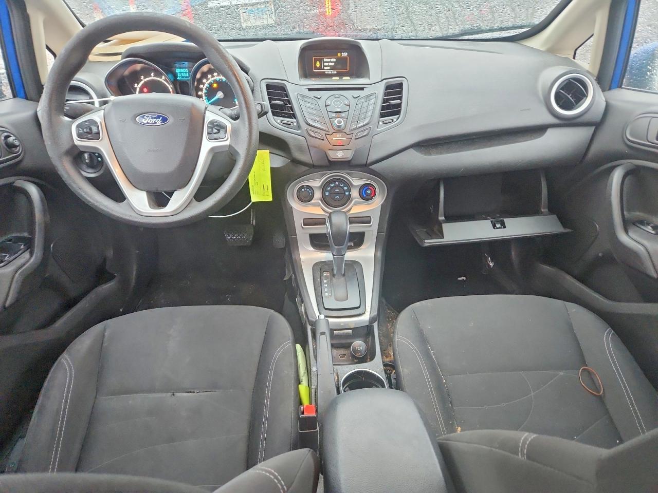 2019 FORD FIESTA SE photo 8