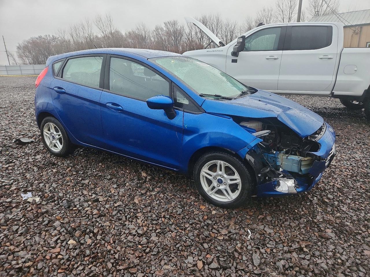 2019 FORD FIESTA SE photo 4