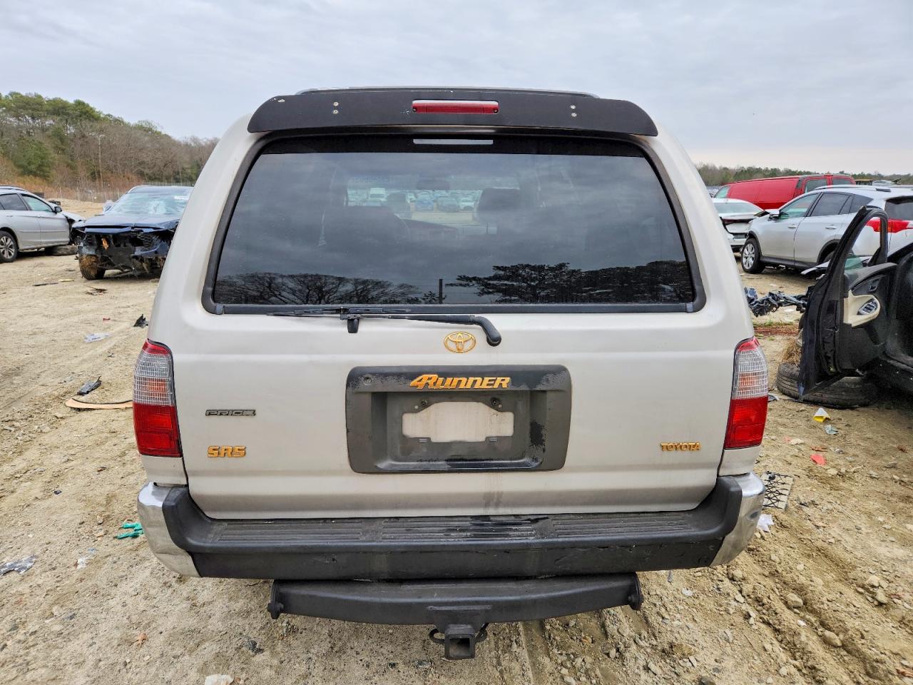 1997 TOYOTA 4RUNNER SR5 photo 6
