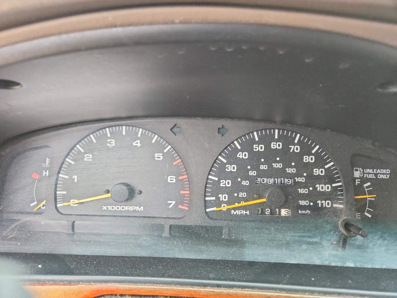 1997 TOYOTA 4RUNNER SR5 photo 9
