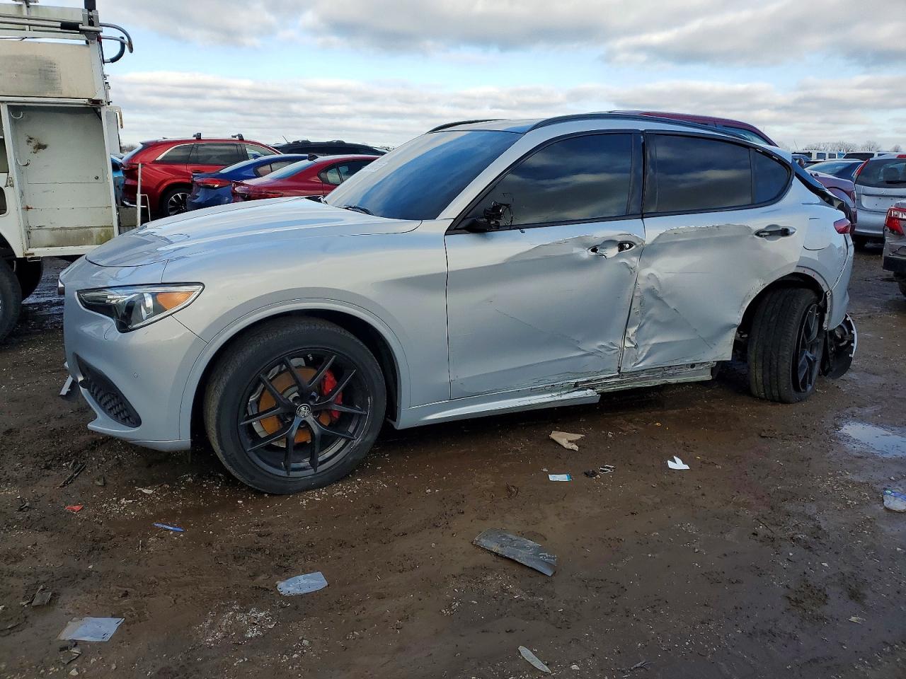 2021 ALFA ROMEO STELVIO