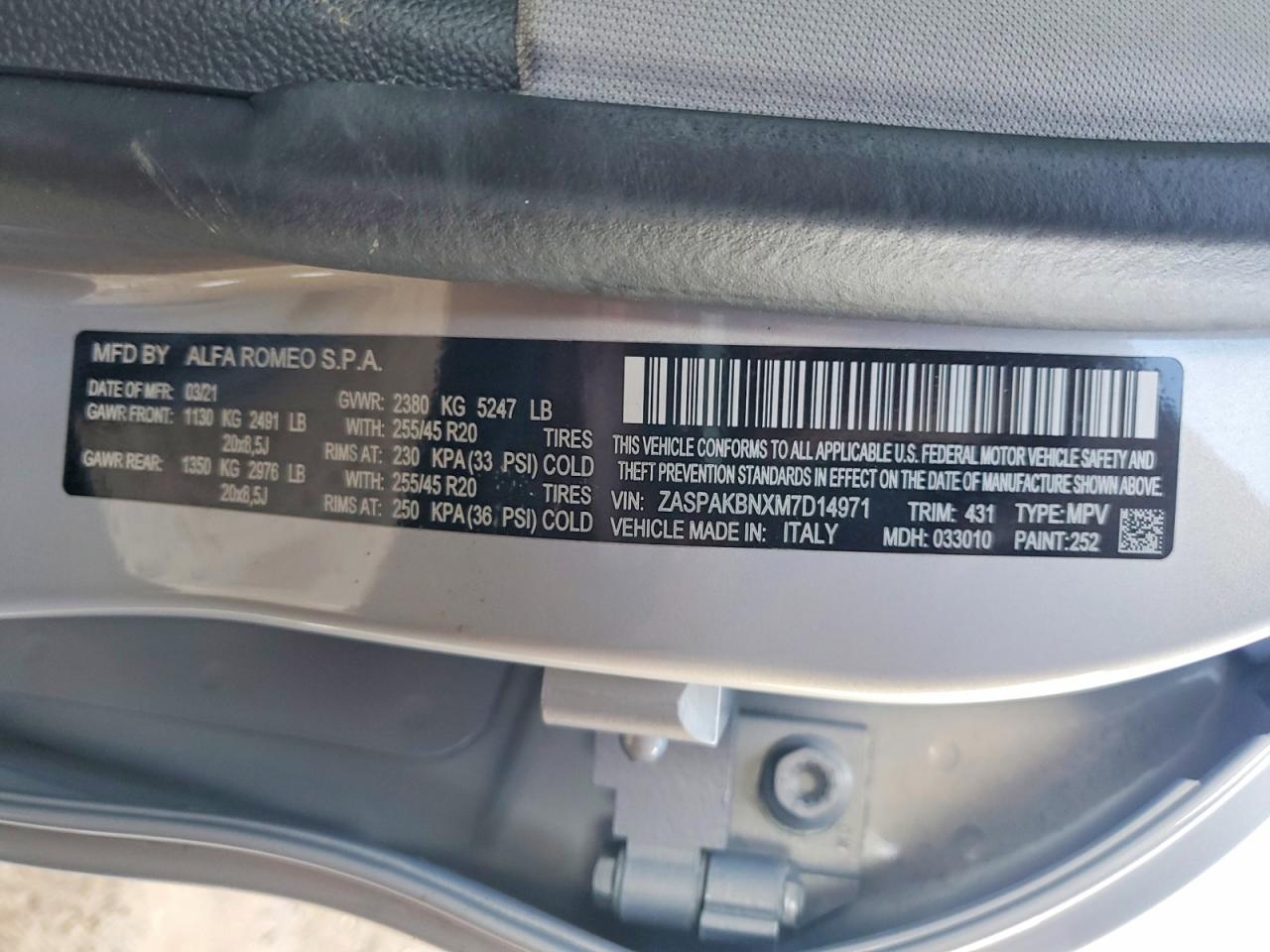 2021 ALFA ROMEO STELVIO TI photo 23