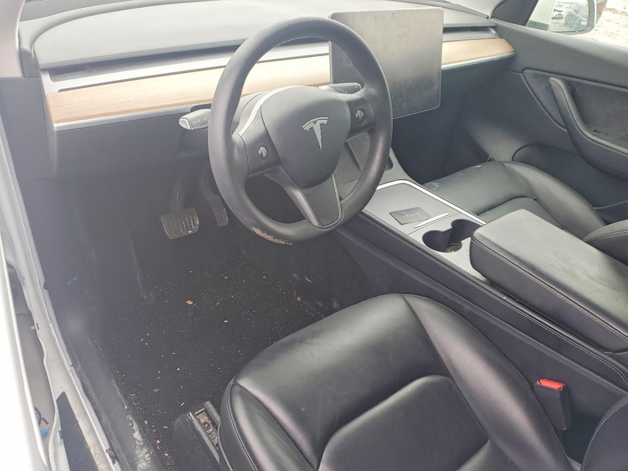 2021 TESLA MODEL Y photo 8