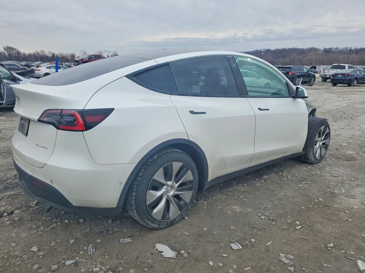 2021 TESLA MODEL Y photo 3
