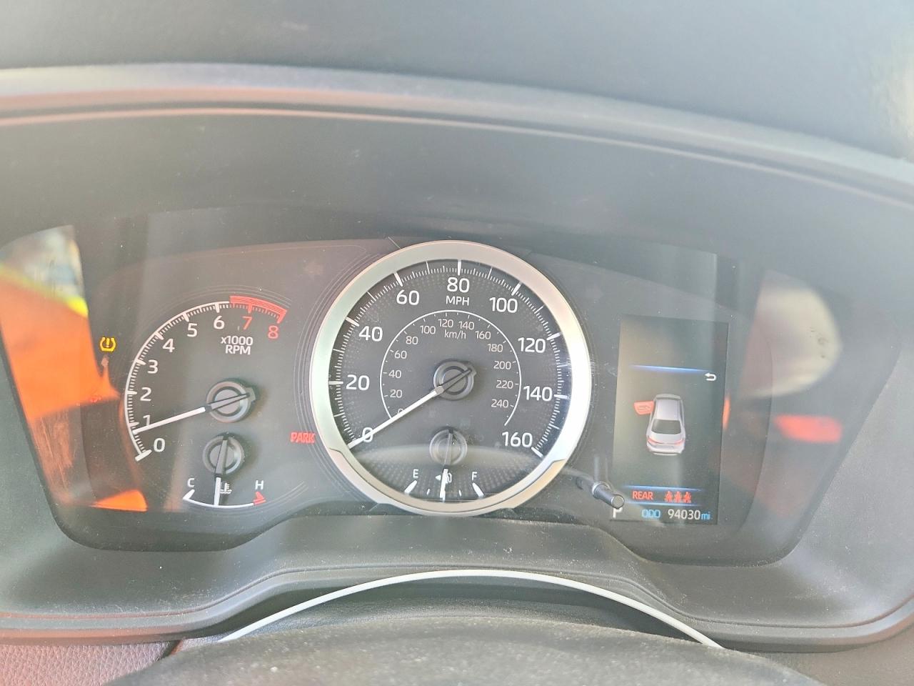 2020 TOYOTA COROLLA LE photo 9