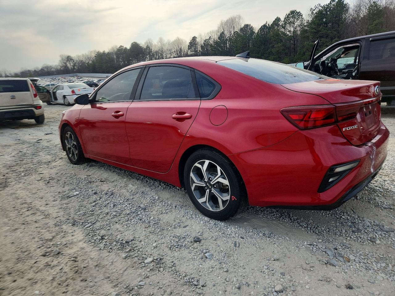 2019 KIA FORTE FE photo 2
