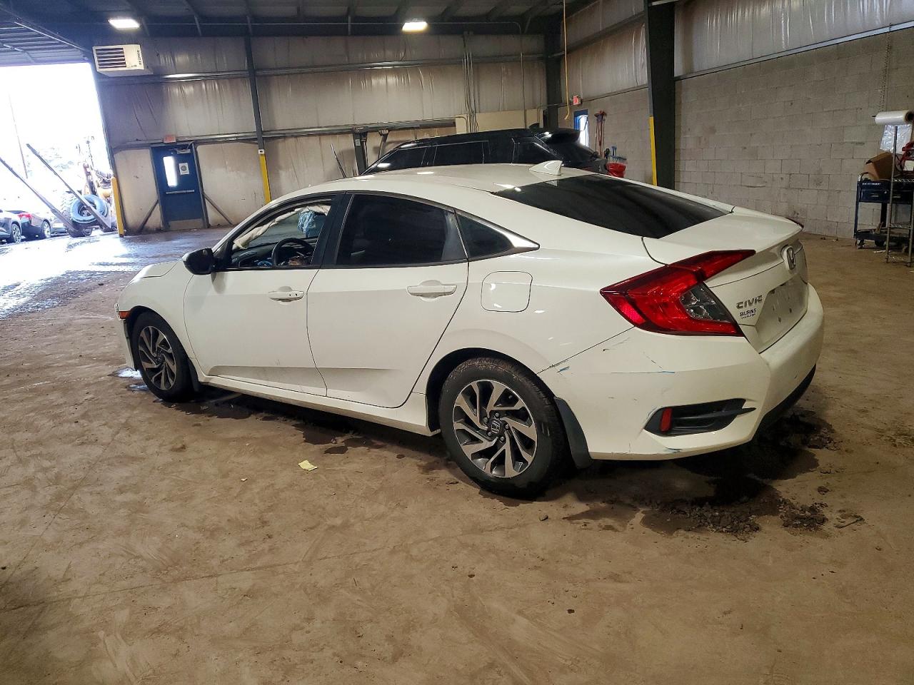 2017 HONDA CIVIC EX photo 2