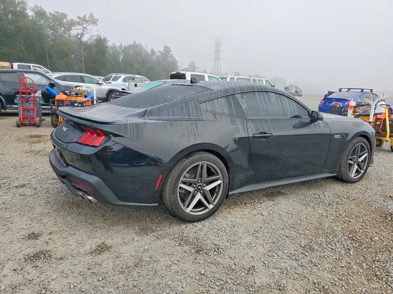 2025 FORD MUSTANG GT photo 3