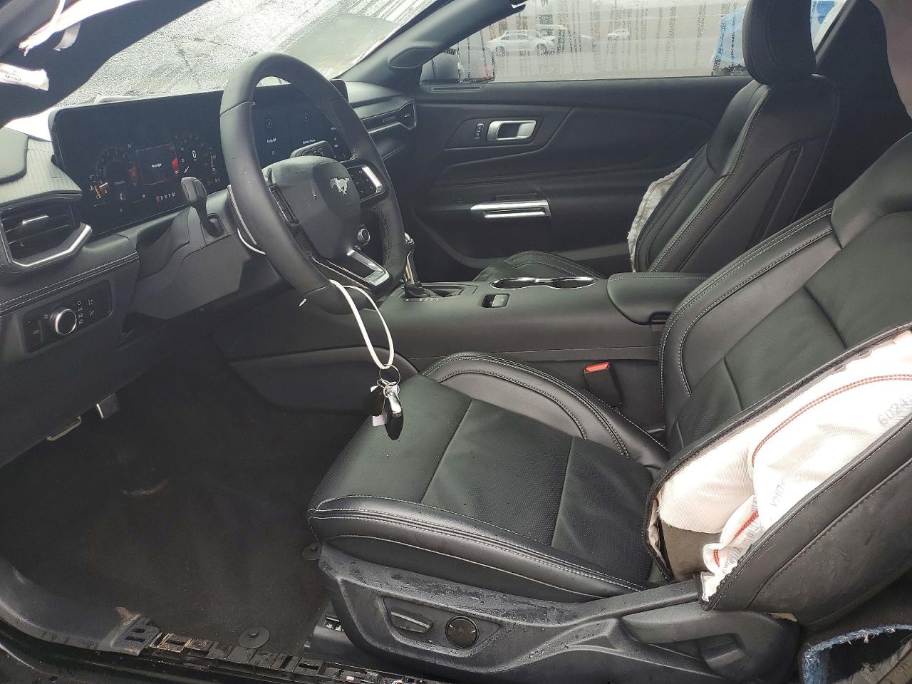 2025 FORD MUSTANG GT photo 7