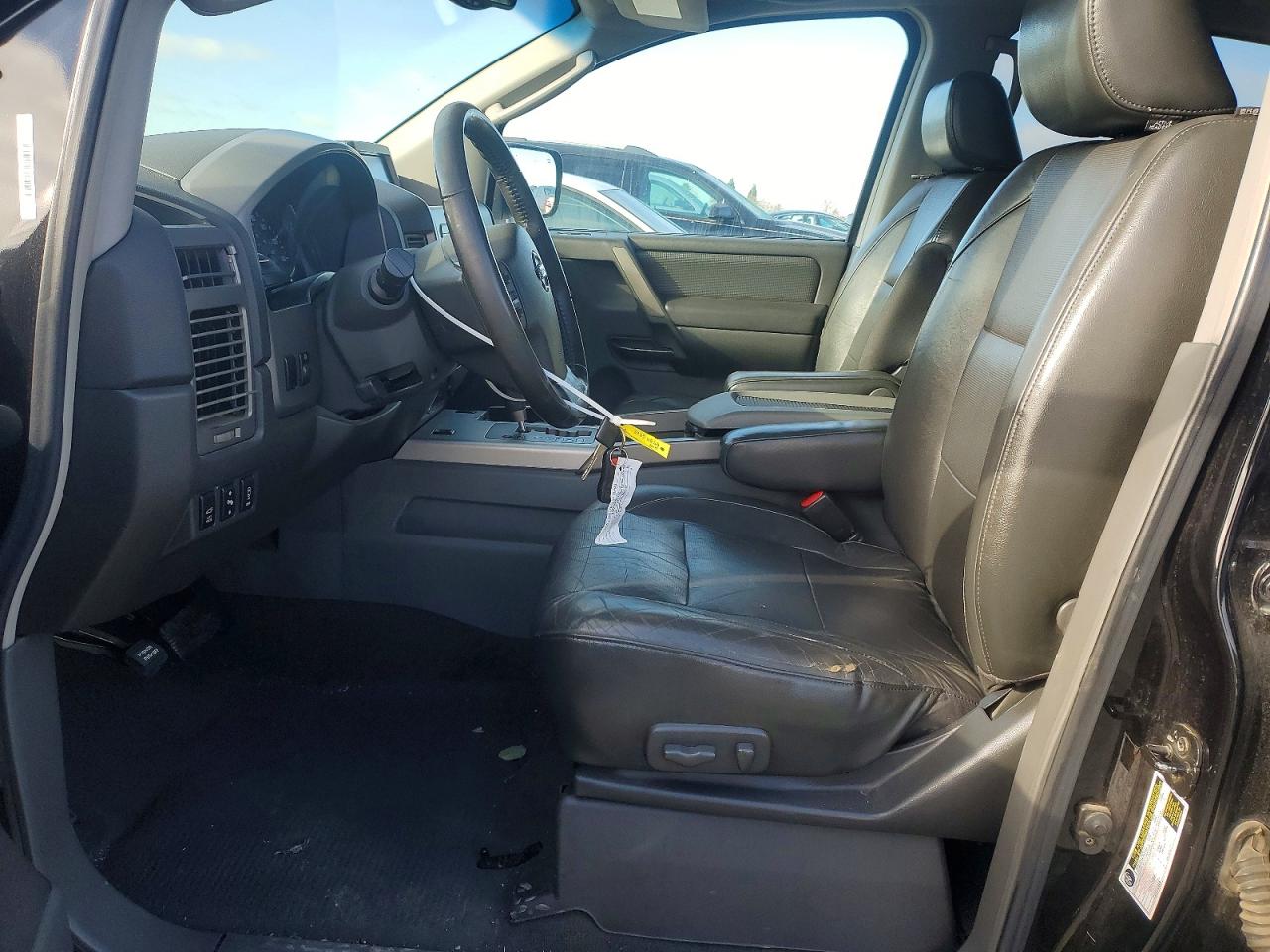 2005 NISSAN ARMADA SE photo 7