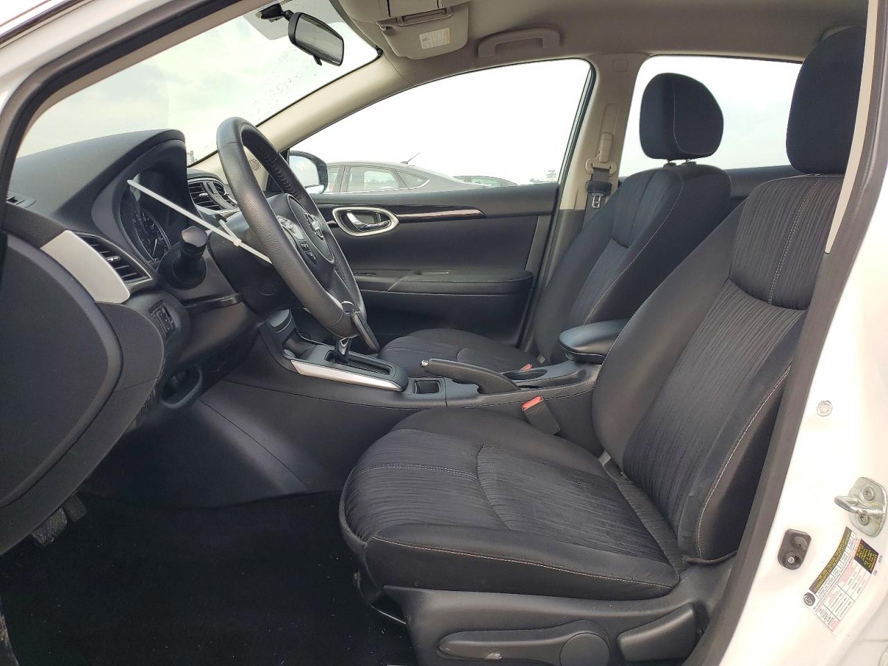 2016 NISSAN SENTRA S photo 7