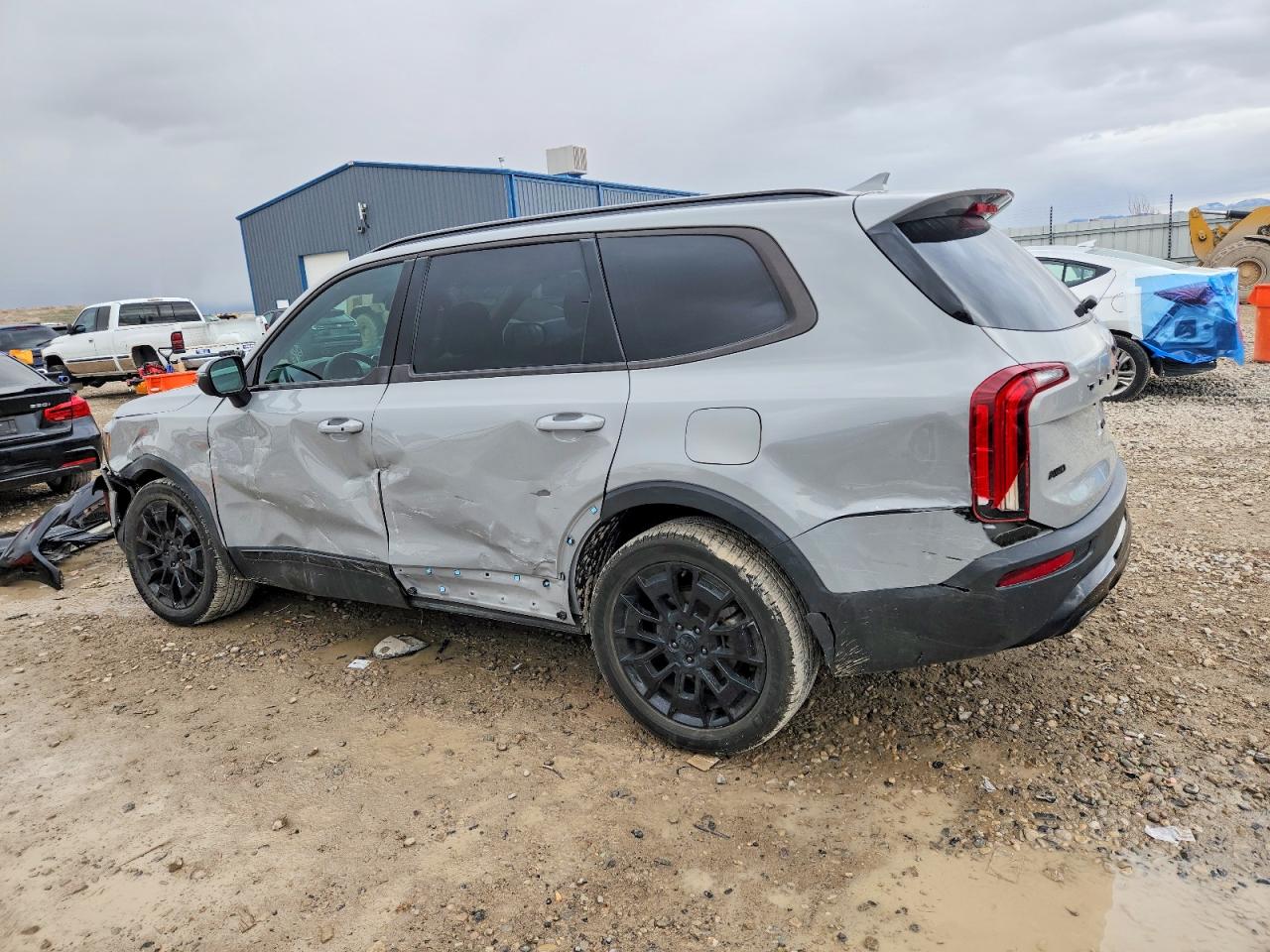 2021 KIA TELLURIDE EX photo 2