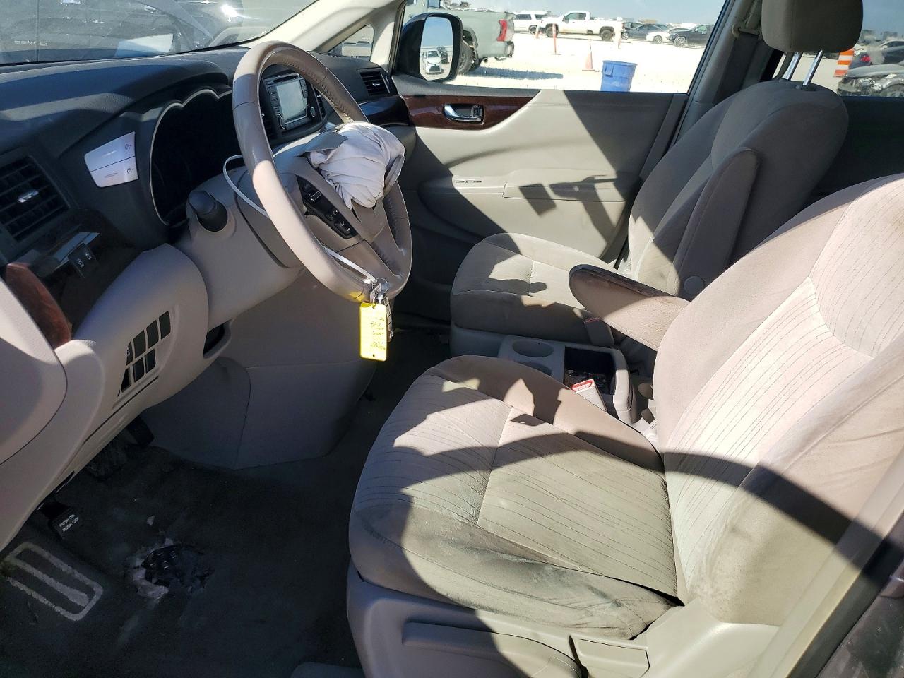 2016 NISSAN QUEST S photo 7