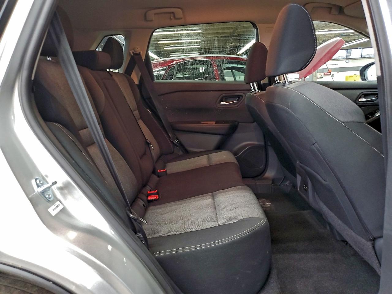 2025 NISSAN ROGUE SV photo 10