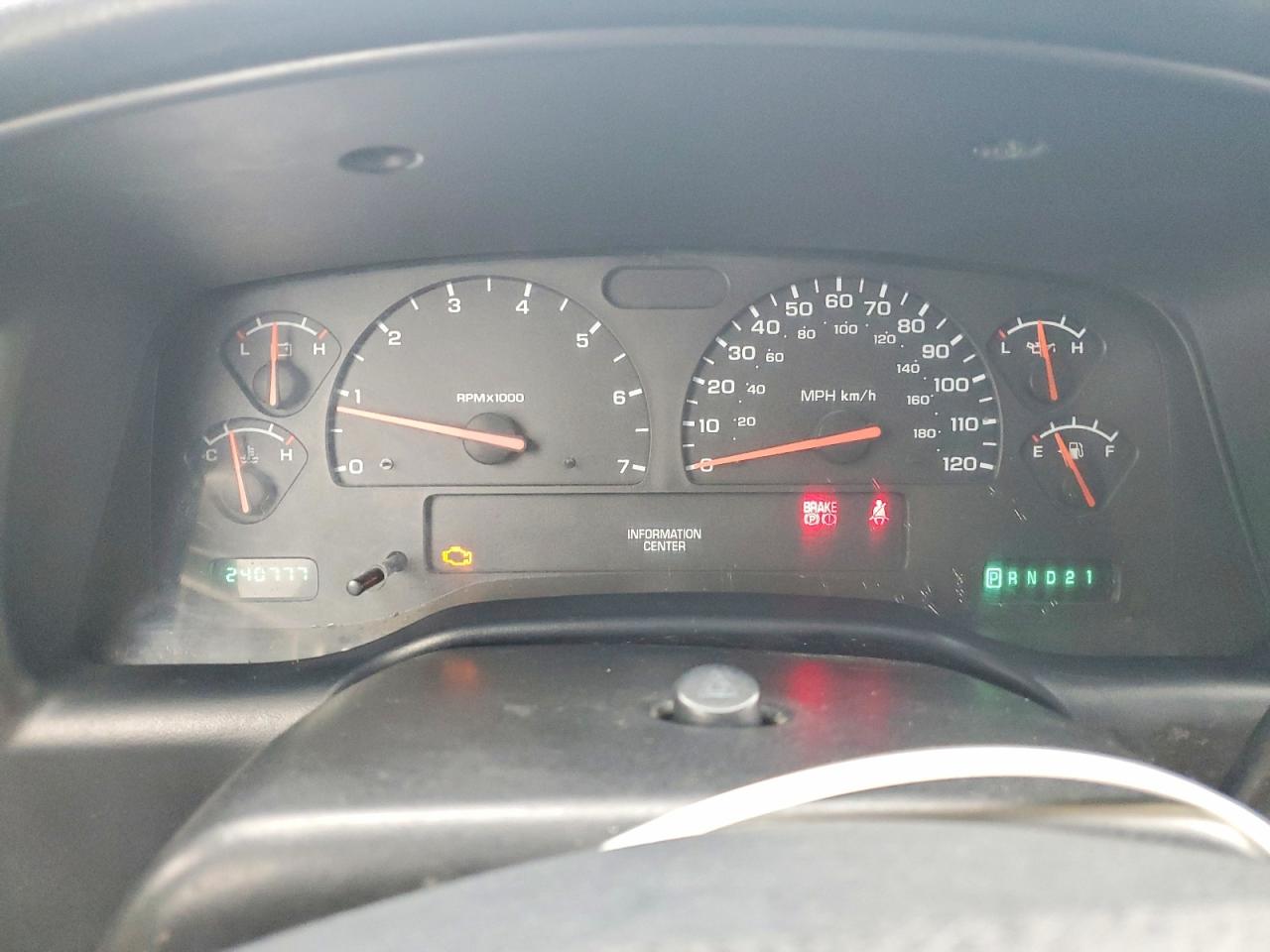 2004 DODGE DAKOTA QUAD SLT photo 9