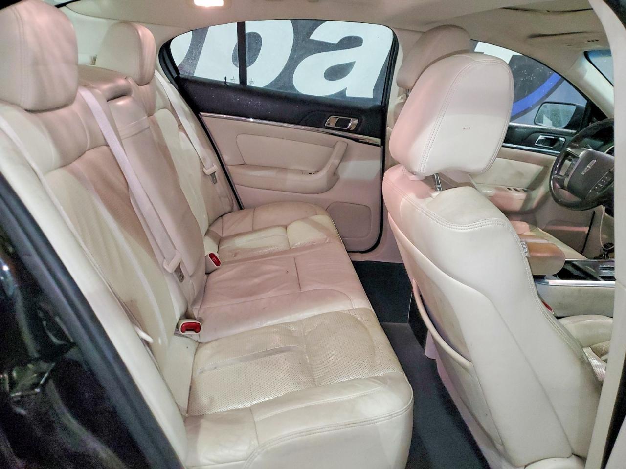 2009 LINCOLN MKS photo 10