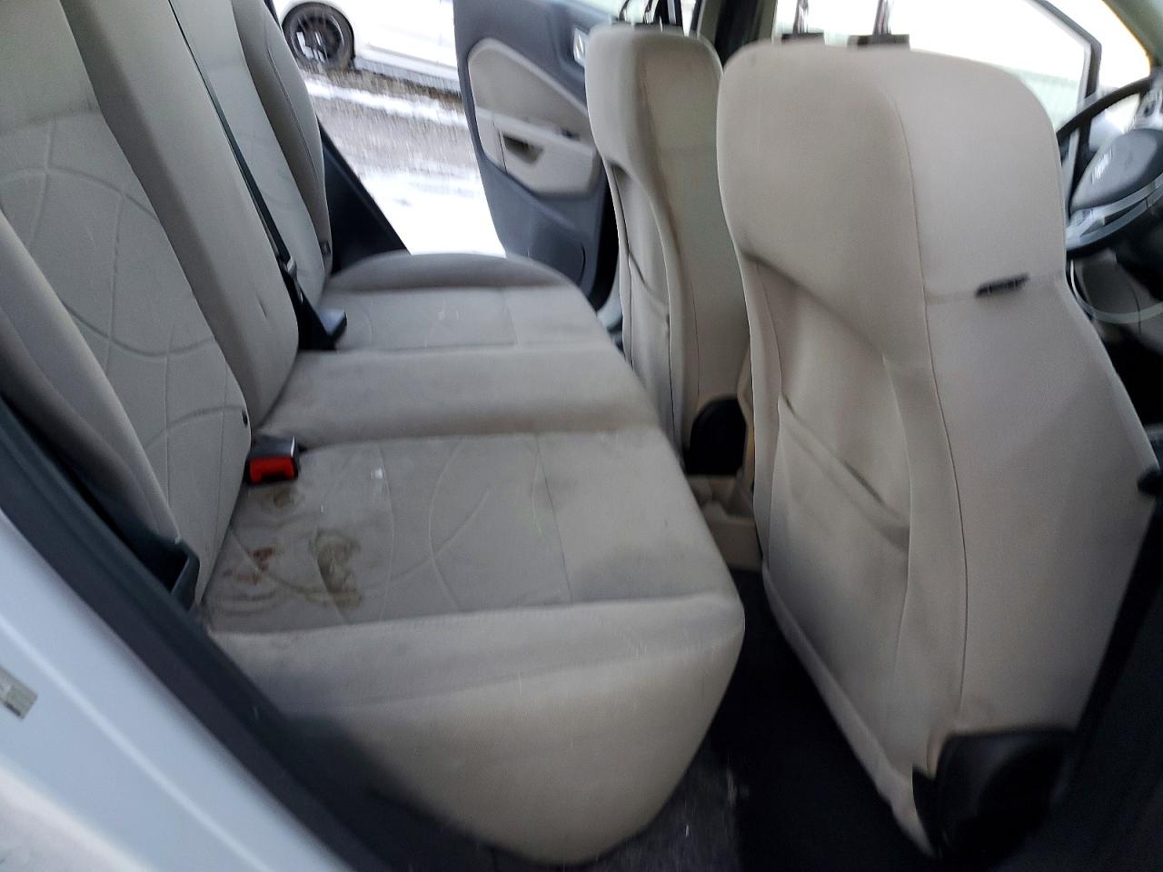 2016 FORD FIESTA SE photo 11