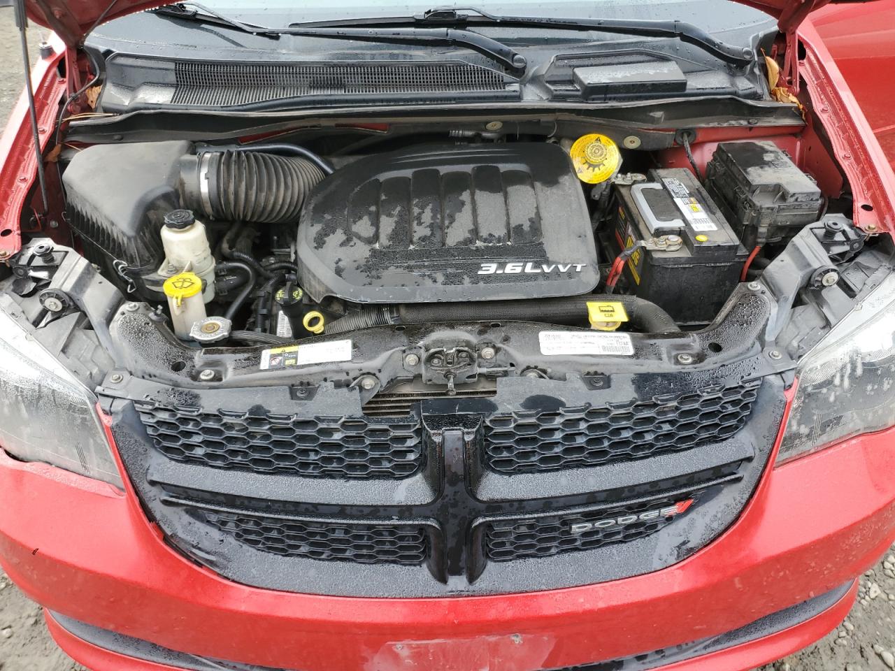2015 DODGE GRAND CARAVAN SE photo 12