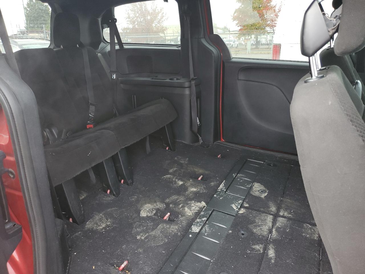 2015 DODGE GRAND CARAVAN SE photo 11
