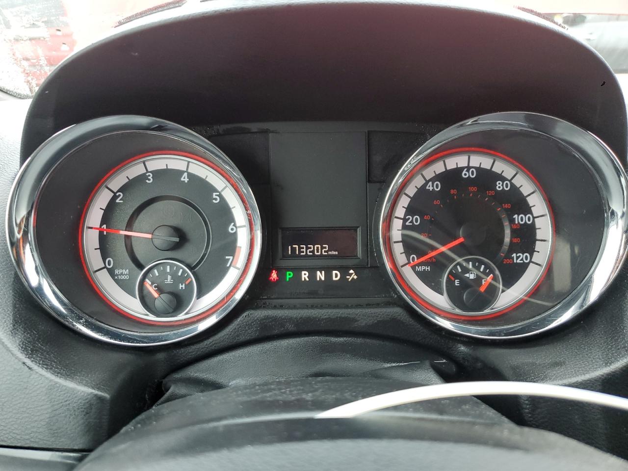 2015 DODGE GRAND CARAVAN SE photo 9