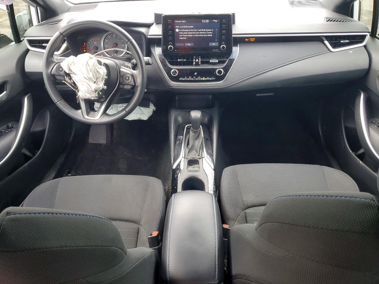 2022 TOYOTA COROLLA SE photo 8