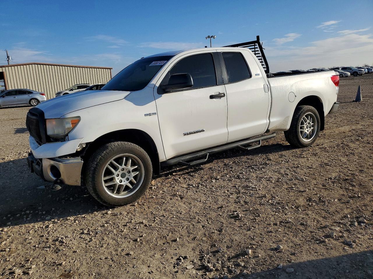 2011 TOYOTA TUNDRA
