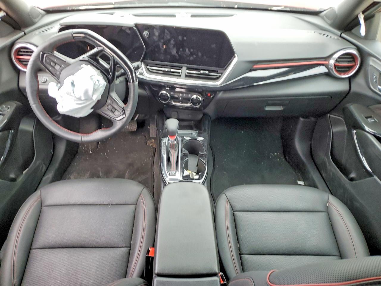 2025 CHEVROLET TRAX 2RS photo 8